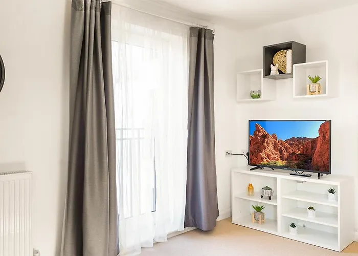 Leap Onyx Apartment - Northampton Town Centre