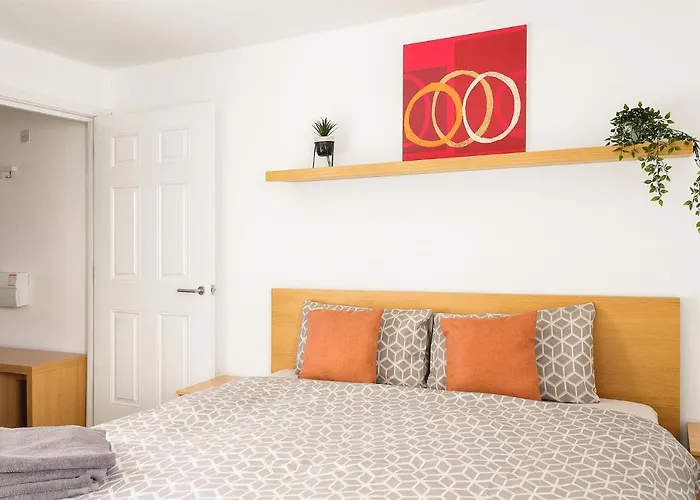 Leap Onyx Apartment - Northampton Town Centre